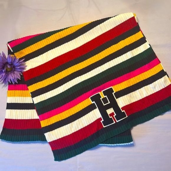 Tommy Hilfiger Other - TOMMY HILFIGER SCARF